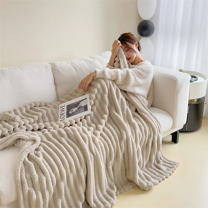 Light luxury thick warm blanket